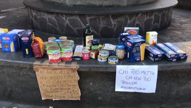 A Roma l'aiuola solidale dell'Alberone è sempre piena
