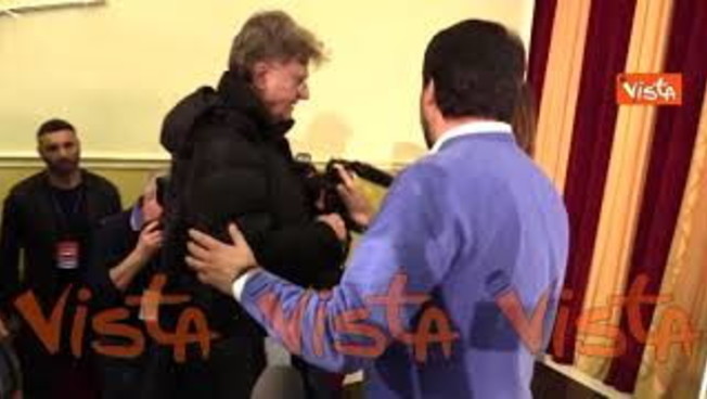 Salvini scherza con Red Ronnie: 