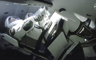 L'interno della navicella Space X