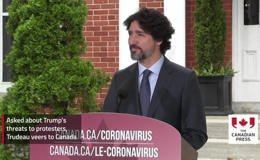 Floyd, il premier canadese Trudeau e quei venti secondi di silenzio su Trump |VIDEO