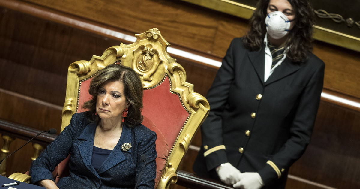 Ogni Scarrafone è Bell'a Mamma Soja Canzone