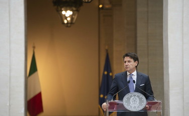 Stati Generali, 700 agenti e cecchini a Villa Pamphili. Ma parlano tutti in video-conferenza