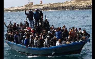 IMMIGRAZIONE: SBARCHI SENZA SOSTA A LAMPEDUSA, TRE IN ARRIVO