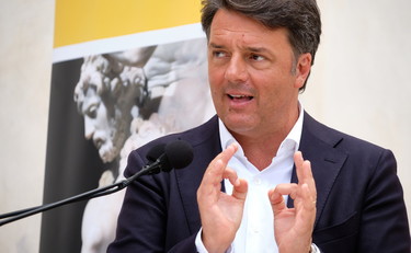 Pd e Italia Viva si scannano. La mossa di Renzi è con Berlusconi