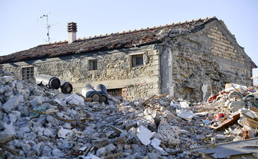 Terremoto 2016, Montecitorio impegna Conte a dare 40 milioni