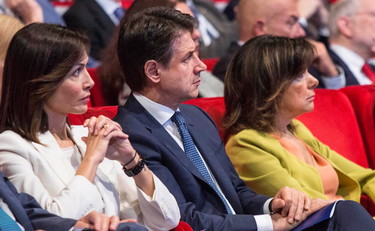Martedì si vota sullo stato d'emergenza. Casellati fa tremare Conte