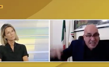 Crosetto sbotta e si mangia la Fusani: soldi a gennaio? La gente muore di fame