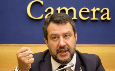 Conte non ama l'Italia. Salvini pugno di ferro sullo stato d'emergenza