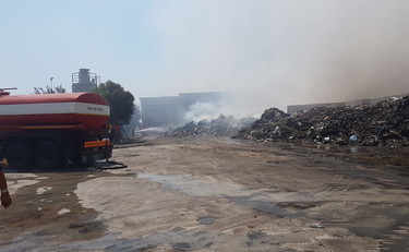 Via Aurelia va a fuoco. Fiamme anche nel vivaio