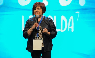 La Pezzopane ruba l'emendamento. Pizzicata dal sindaco dell'Aquila