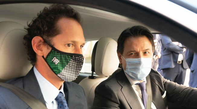 Patto della mascherina Conte-Elkann: Fca ne produrrà 27 milioni al giorno