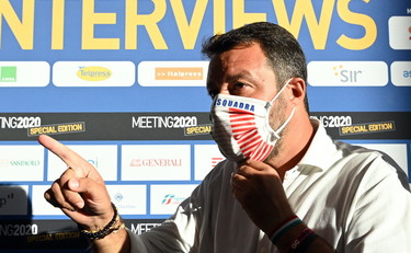 Verona e il karma, Salvini umilia Berizzi: ora è colpa mia... Il post boomerang su Palermo