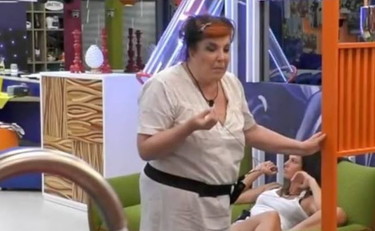 De Blanck come un fiume in piena: amori, tradimenti e segreti