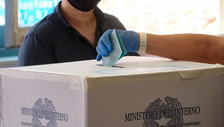 Exit poll: in Toscana avanti il centrosinistra, Puglia in bilico, Liguria a Toti