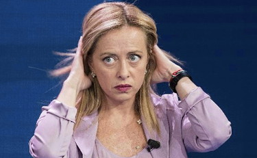 Giorgia Meloni a Il Tempo: fermo Conte sui migranti