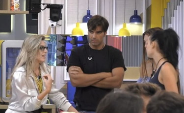 Al GfVip scoppia l'amore? Morra e Guenda Goria coppia a sorpresa