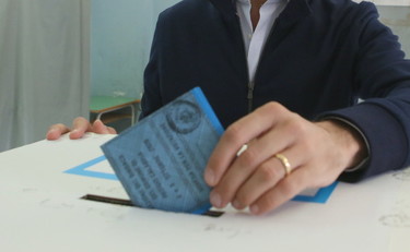 Ballottaggi, Reggio e Chieti al centrosinistra. Arezzo e Terracina al centrodestra. Matera a 5Stelle