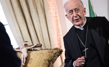 Ruini, clamoroso attacco a Bergoglio. E una carezza a Giorgia Meloni...