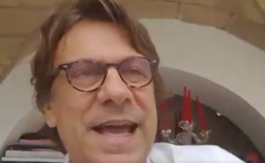 Conte, Casalino e Travaglio: Porro esplode contro il governo e mena sui 5 miliardi ai ristoratori