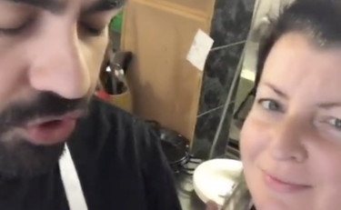 Amore e matrimonio, l'omaggio social a Gigi Proietti è una battuta fulminante