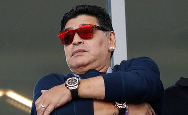 Maradona in ospedale, il medico “E' triste, utili degli accertamenti”