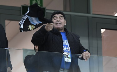 Maradona in ospedale. Cosa c'è dietro il ricovero