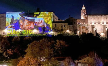 Gigi Proietti, l'addio spettacolare di Viterbo al suo Maresciallo Rocca