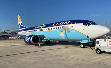 Ecco il nuovo aereo della Lazio: l'aquila biancoceleste è atterrata a Ciampino