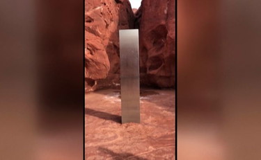 È mistero sul monolite comparso in un'area remota in Utah