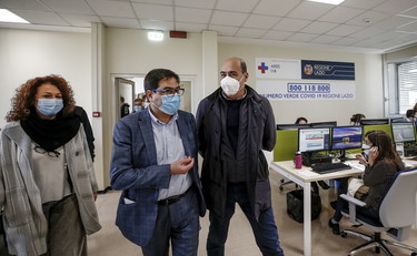 Caos vaccini anti-influenzali, dopo le mascherine Zingaretti si rifà fregare