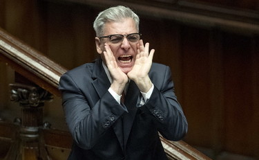 Federico Mollicone: Teatro di Roma poltronificio. Bisogna commissariare