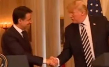 Parallelo Conte-Trump, il video che impazza nelle chat renziane