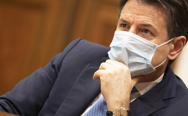 Conte al bivio dimissioni. I numeri non ci sono