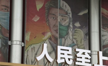 Team Oms a Wuhan alla mostra nella lotta contro il Covid-19