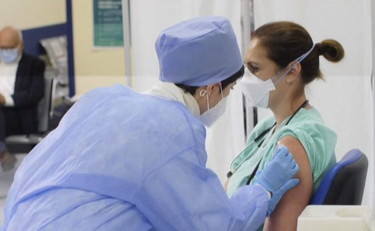 Covid-19, Arcuri: Italia prima in Europa per persone vaccinate