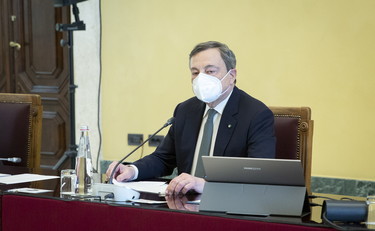 Telefonata Draghi-Grillo, cosa si dicono sul voto Rousseau