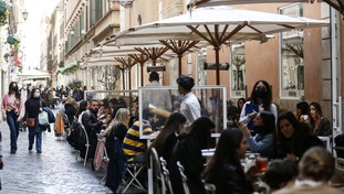 Le chiusure tra Regioni prolungate fino al 5 marzo. Rebus sulle nuove regole