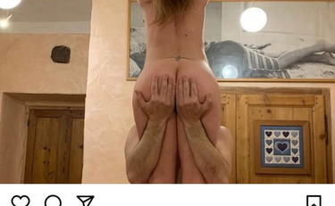 La follia d'amore di Naike Rivelli con il compagno. E la foto parla da sola...
