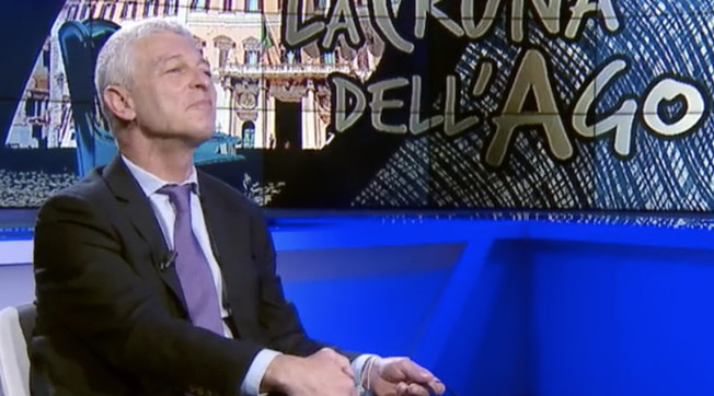 M5s, Morra sconfessa Crimi: non è lui il capo. E sgancia la bomba: quegli 80 mai espulsi...