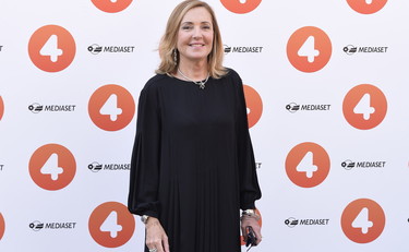 Caos Sanremo, sulla Palombelli all'Ariston scoppia la bufera