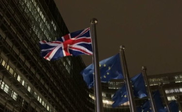 Brexit, Londra concede più tempo all'Ue per ratifica dell'accordo