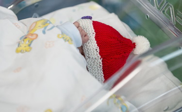 Mamma o papà, chi sceglie il cognome del figlio?