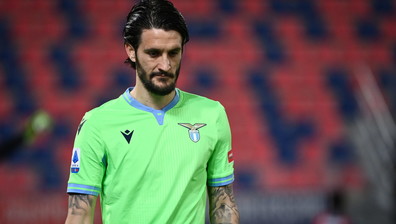 Il Bologna affonda una Lazio senza idee