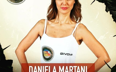 Isola dei famosi, scoppia il caso Daniela Martani. Vergogna, botta e risposta con Selvaggia Lucarelli