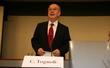 Addio a Tognoli, è morto l'ex sindaco socialista di Milano: aveva avuto il Covid