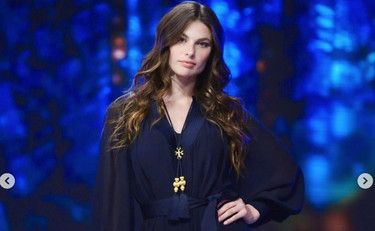 “Non è vero che amo Rosalinda”. La Toffanin fa confessare Dayane Mello e volano stracci