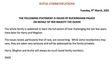 Harry e Meghan, parla la Regina: accuse di razzismo preoccupanti