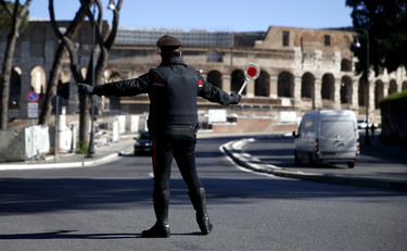 Fuga dal lockdown, parte la caccia alla zona arancione