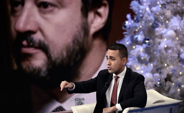 È guerra sulle riaperture, il M5S accusa la Lega: Stop alla propaganda