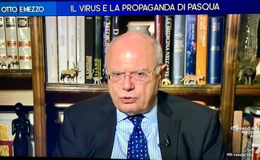 Vaccinati contagiati dalle varianti, il clamoroso allarme di Galli